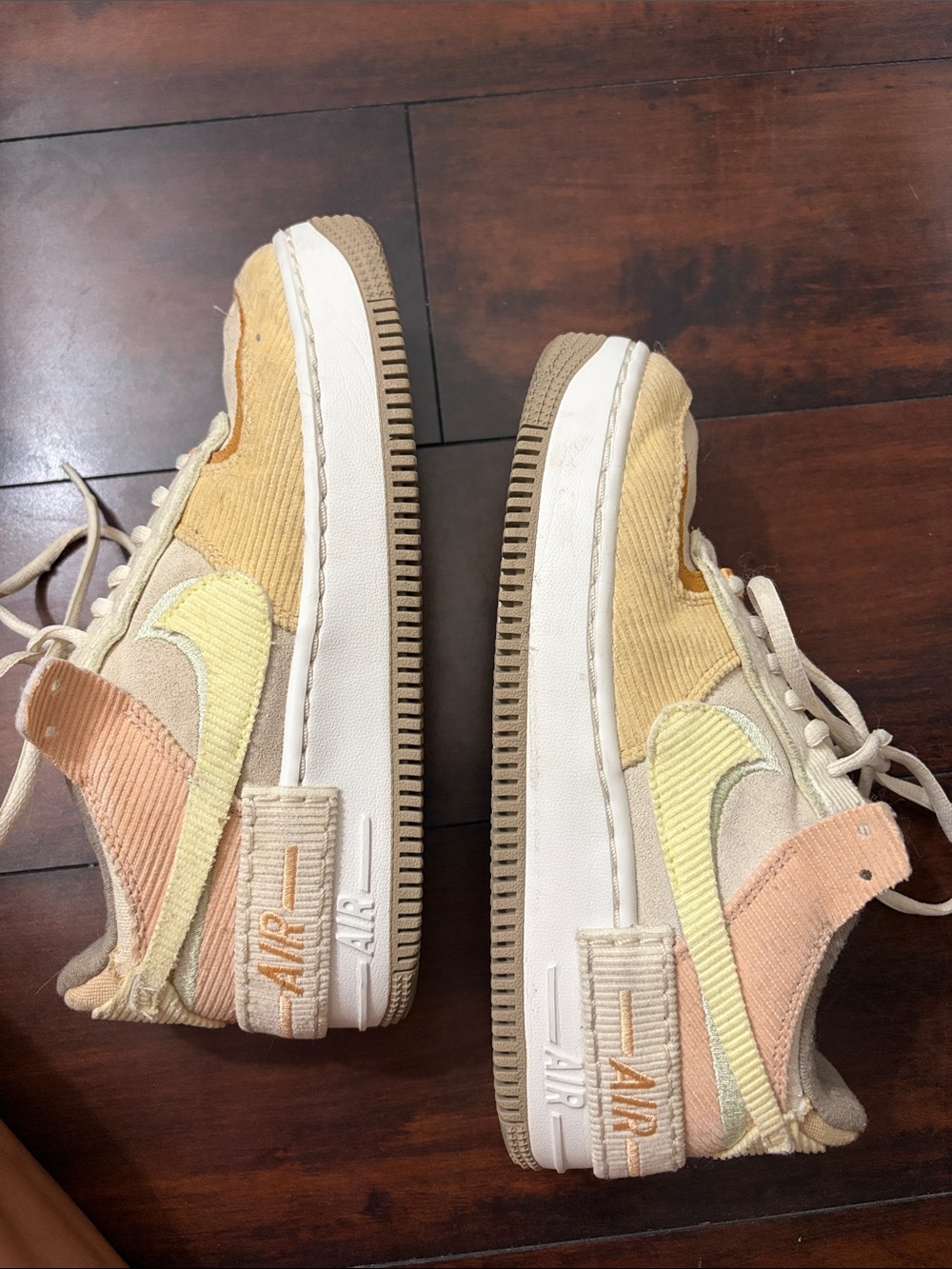 Nike Air Max 1 Corduroy Sneakers